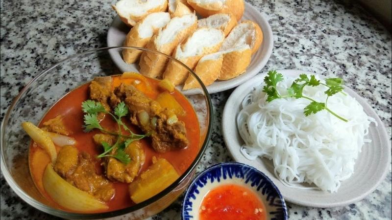 Khám phá công thức nấu cà ri sườn non cực kỳ hấp dẫn và ngon miệng.