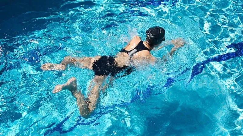 Khám phá các kiểu bơi cơ bản dành cho người mới bắt đầu