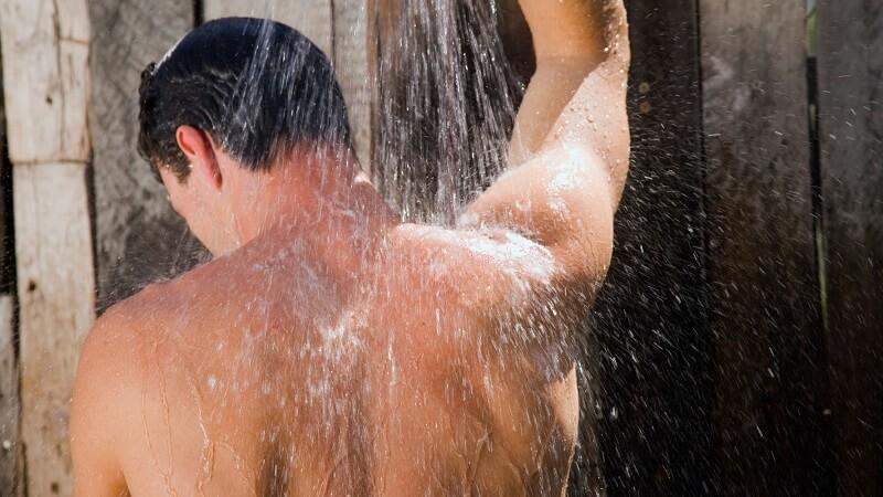 Có một sự thật bất ngờ: tắm mỗi ngày một lần không tốt như bạn vẫn nghĩ.