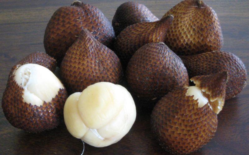 Loại trái cây đang làm dậy sóng trên mạng nhờ vào lớp vỏ đặc biệt giống da rắn, luôn trong tình trạng hết hàng