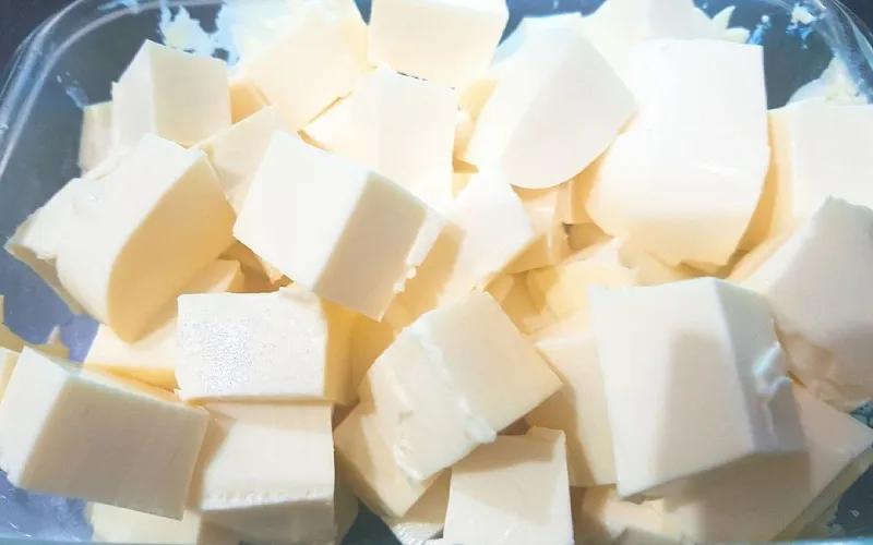 Hướng dẫn tự làm phô mai tươi béo ngậy tại nhà cho bé yêu của mẹ 9x