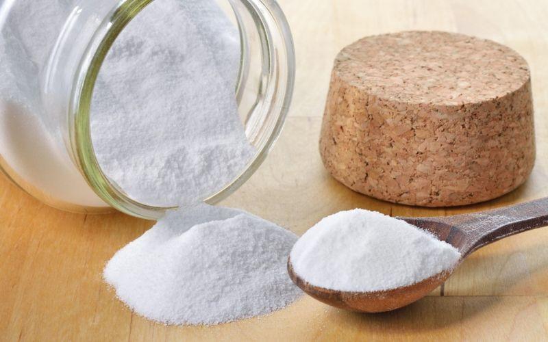 7 công dụng tuyệt vời của baking soda giúp làm đẹp và mang lại làn da mịn màng, sáng khỏe.