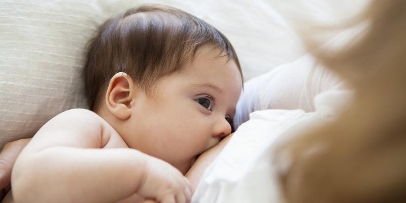 Kinh nghiệm chọn lựa sữa bột phù hợp với thành phần dinh dưỡng