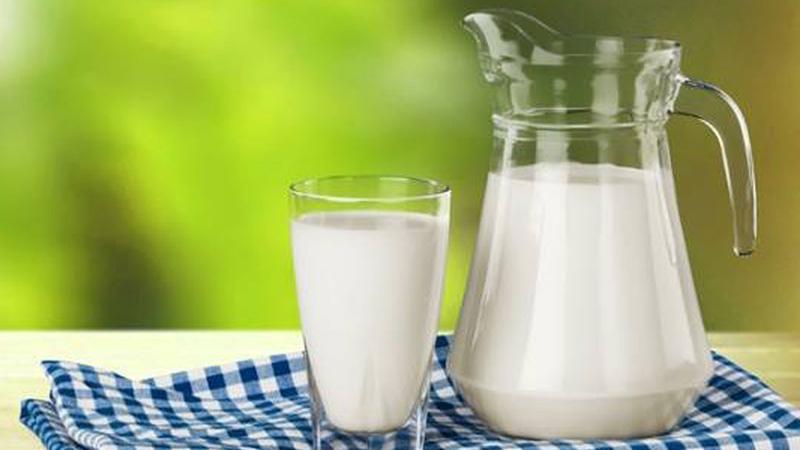 Làm sạch sàn bằng những dung dịch tự chế này, bạn sẽ có một không gian sạch bóng và sáng ngời như mới.