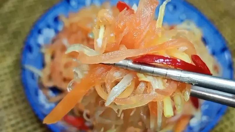 Công thức chế biến đu đủ ngâm chua ngọt giòn giòn, món ăn hoàn hảo để kết hợp với các món chiên và nướng.