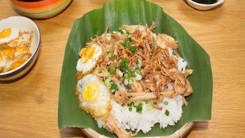 Khám phá cách nấu xôi gà xé với nước cốt dừa đậm đà, béo ngậy và cực kỳ nhanh chóng ngay tại nhà.
