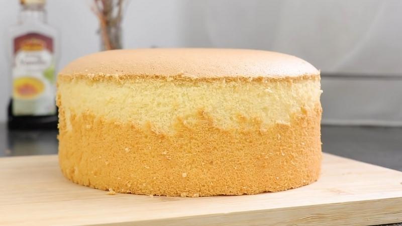 Hướng dẫn làm cốt bánh gato Hồng Kông tại nhà với hương vị thơm ngon, mềm mịn đầy hấp dẫn.