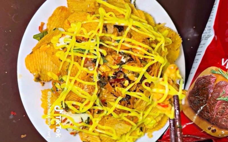 Khám phá cách làm món snack trộn giòn rụm, nhâm nhi thỏa thích