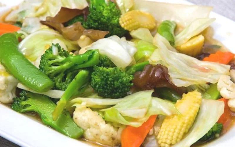 Khám phá 8 món rau thập cẩm đơn giản nhưng vô cùng bổ dưỡng cho sức khỏe.