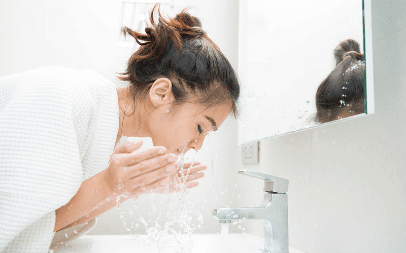 Thời gian lý tưởng để rửa mặt là bao lâu? 30 giây, 1 phút hay 2 phút?