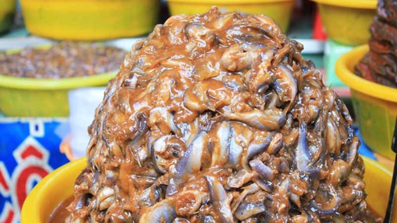 Mắm bò hóc là gì? Khám phá những đặc sản và món ngon từ mắm bò hóc, một món ăn độc đáo từ miền Tây Nam Bộ. Cùng tìm hiểu về hương vị của mắm này nhé!