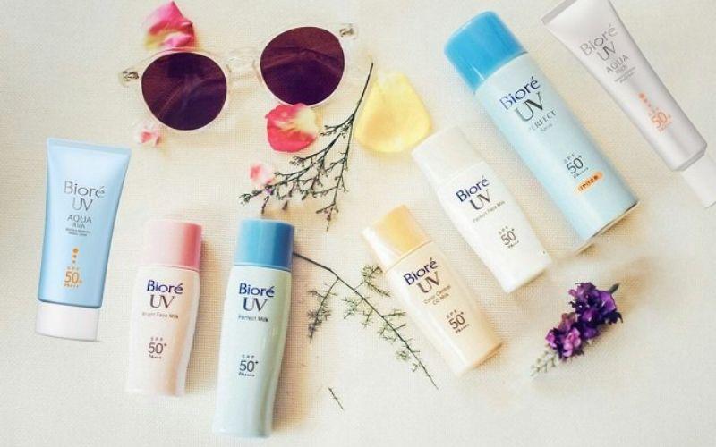 Sữa chống nắng Bioré kháng khuẩn SPF 50+/PA+++ mang đến làn da bảo vệ tối ưu, giúp bạn cảm nhận sự tươi mới và mát lạnh suốt cả ngày dài.