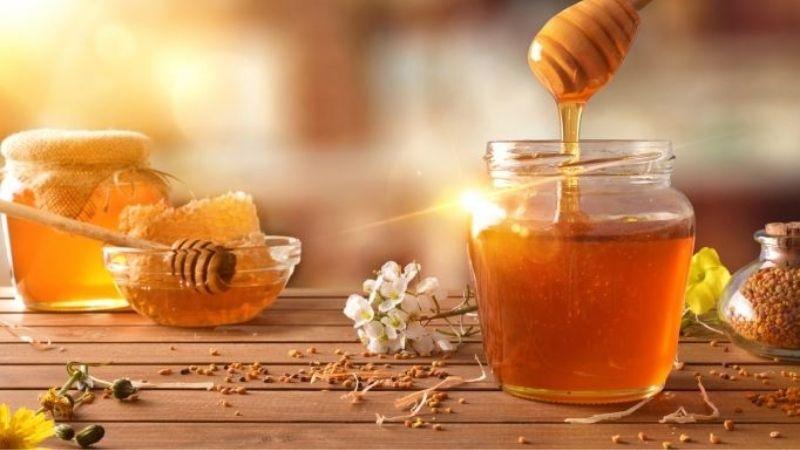 Khám phá hơn 20 phương pháp làm đẹp da mặt từ thiên nhiên tại nhà, đơn giản mà hiệu quả.