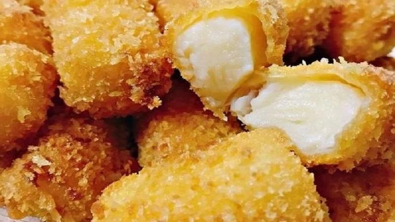 Cách làm bánh sữa tươi chiên xù với bột năng chi tiết và dễ hiểu, giúp bạn dễ dàng thực hiện món bánh ngon tuyệt này.