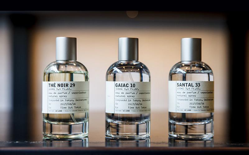 Khám phá dòng nước hoa Le LaBo với những nốt hương mạnh mẽ, quyến rũ, không thể nào quên.