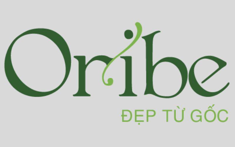 Kem dưỡng thể Oribe cung cấp độ ẩm và sự mịn màng tuyệt vời cho làn da suốt 24 giờ, giúp da luôn mềm mại và căng tràn sức sống