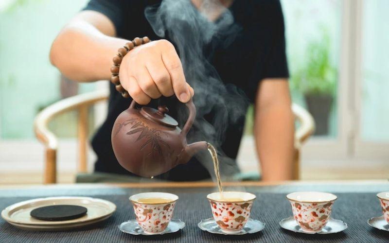 Bộ trà đạo bao gồm những dụng cụ gì? Hãy cùng khám phá các thành phần thiết yếu trong một bộ trà cụ cơ bản.
