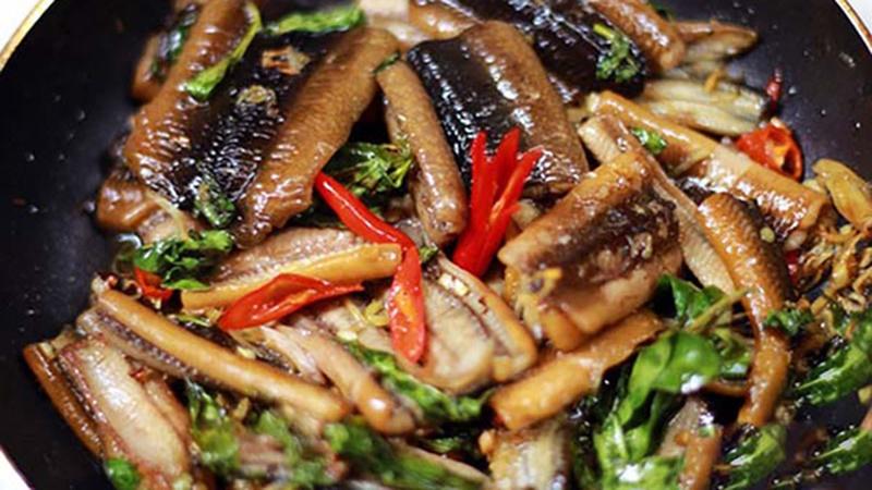 Khám phá 10 món ăn hấp dẫn giúp mâm cơm cuối tuần trở nên phong phú và tràn đầy hương vị.