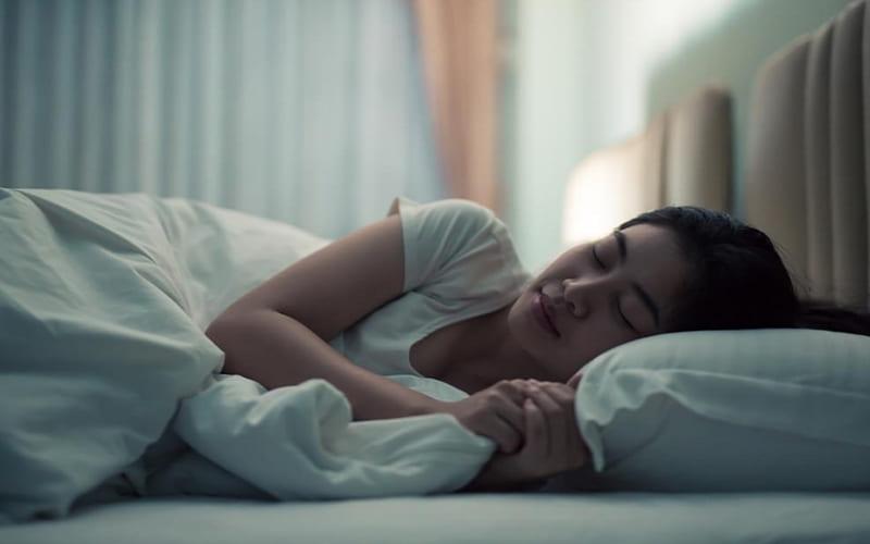 Giấc mơ trong giấc ngủ là gì? Tại sao chúng ta lại mơ khi ngủ?