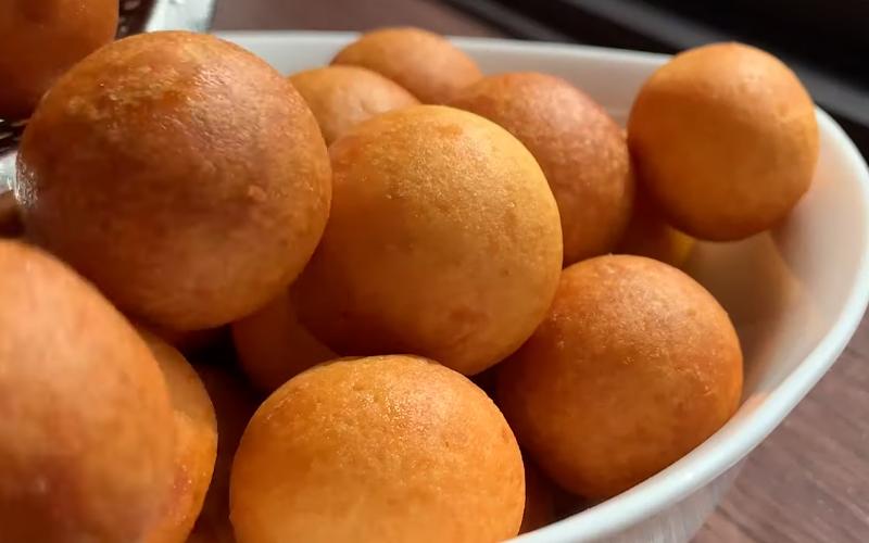 Khám phá cách làm khoai lang kén nhân đậu phộng thơm ngon, hấp dẫn với sự kết hợp tuyệt vời giữa khoai lang và đậu phộng béo ngậy.