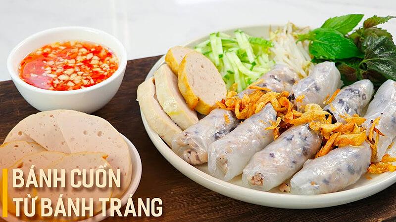 Cách làm bánh ướt, bánh cuốn từ bánh tráng siêu đơn giản, không cần bột nhưng vẫn thơm ngon hấp dẫn.