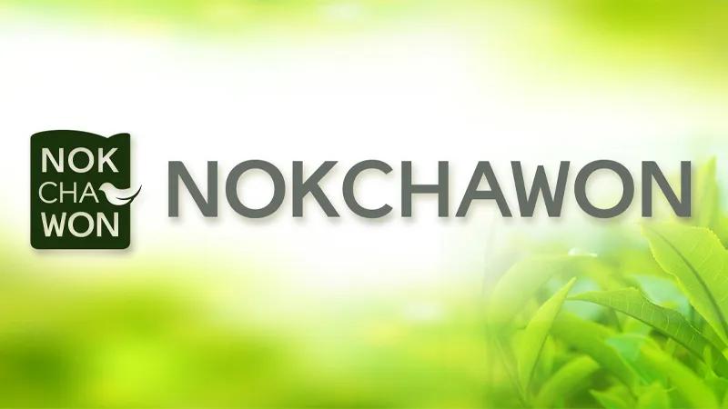 Hãy thưởng thức trà thanh yên mật ong Nokchawon, một thức uống thơm ngon và bổ dưỡng.