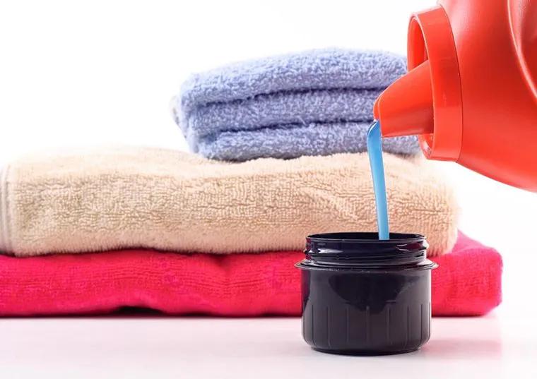 Mẹo giữ cho quần áo luôn thơm tho suốt cả ngày