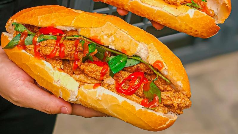 Khám phá công thức làm bánh mì chả cá ngon miệng, bổ dưỡng cho bữa sáng đầy năng lượng