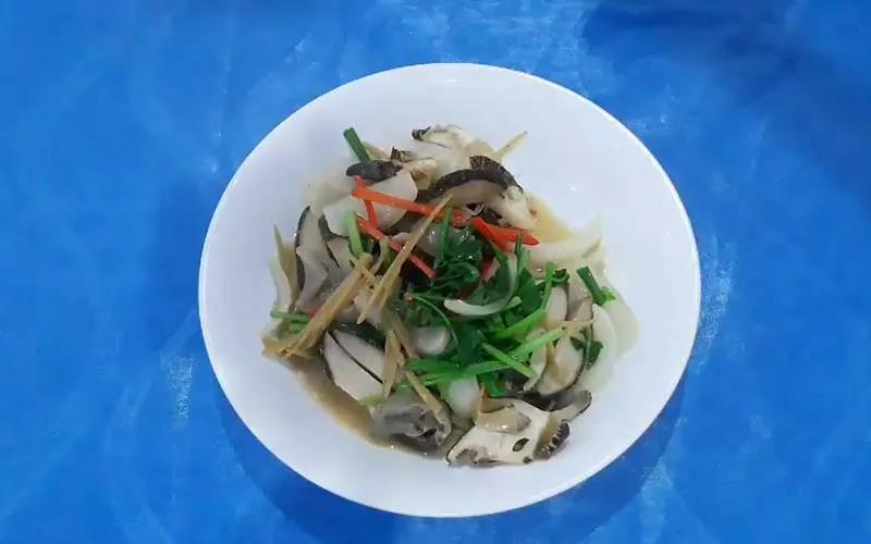 Hướng dẫn làm ốc giác hấp gừng thơm nồng, khó cưỡng lại