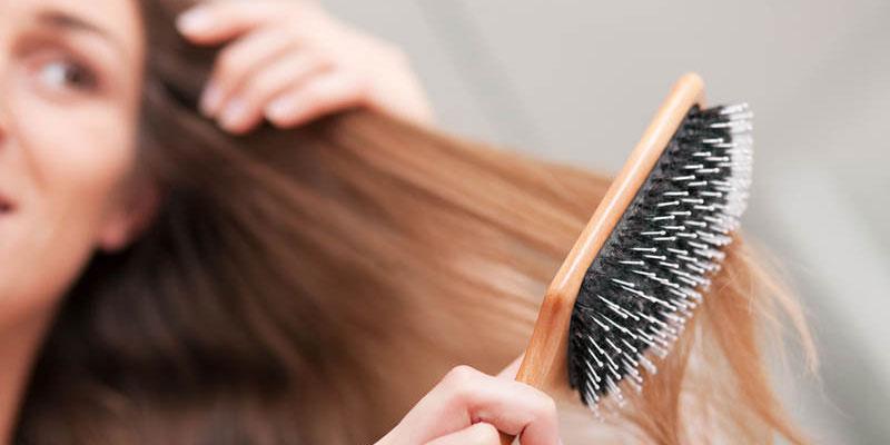 Bạn có biết rằng việc làm sạch lược ít nhất một lần mỗi tuần là điều cần thiết không?