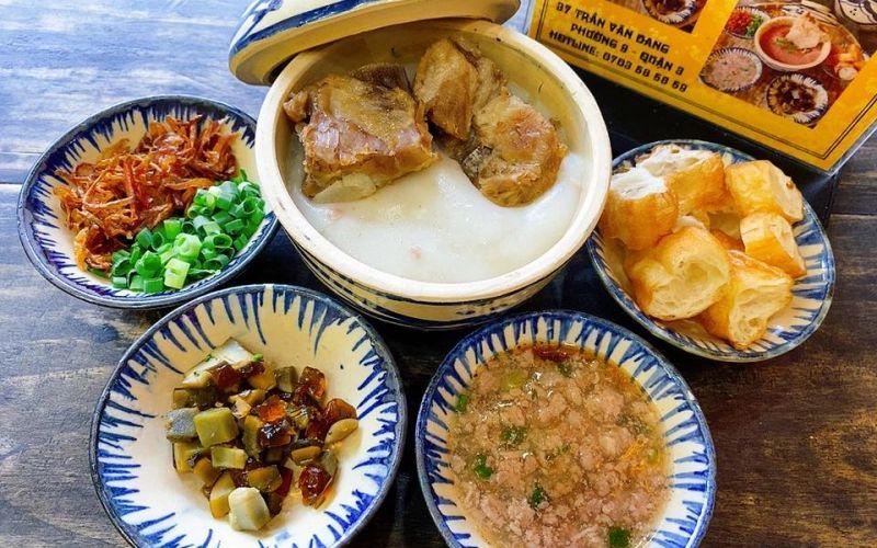 Sài Gòn có gì đặc sắc để thưởng thức vào bữa trưa? Dưới đây là hơn 10 quán ăn trưa nổi bật, hứa hẹn mang đến cho bạn những trải nghiệm ẩm thực khó quên.