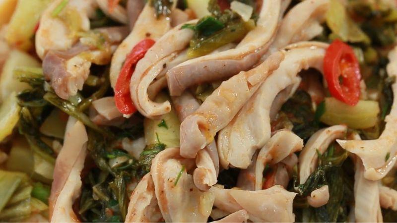 Khám phá cách chế biến bao tử heo xào dưa chua giòn rụm, vị chua ngọt hòa quyện khiến bữa cơm trở nên đặc biệt hơn bao giờ hết.
