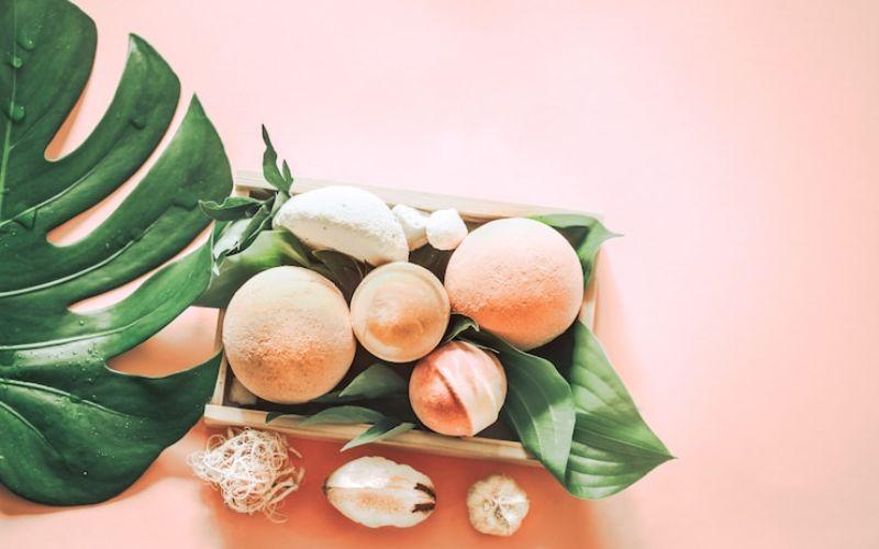 Bath bomb là gì? Những lưu ý và cách sử dụng bath bomb sao cho đúng.