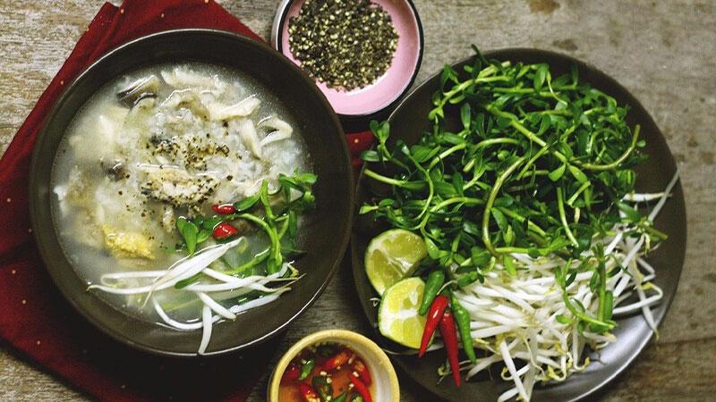 Khám phá cách nấu cháo cá lóc rau đắng đậm đà hương vị miền Tây