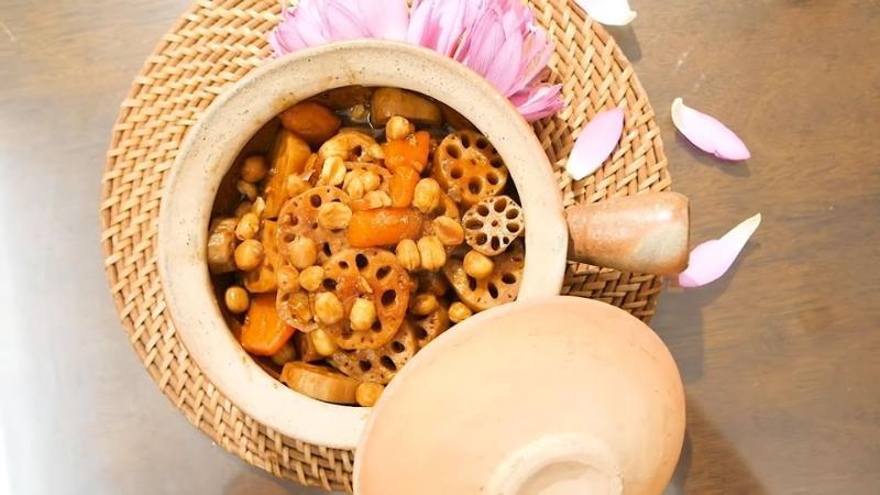 Khám phá công thức món củ sen kho hạt sen độc đáo, khiến cả gia đình đều yêu thích.