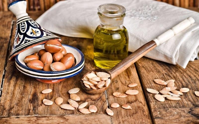 Dầu Argan Là Gì? Khám Phá Tất Cả Công Dụng Tuyệt Vời Của Dầu Argan Cho Sức Khỏe