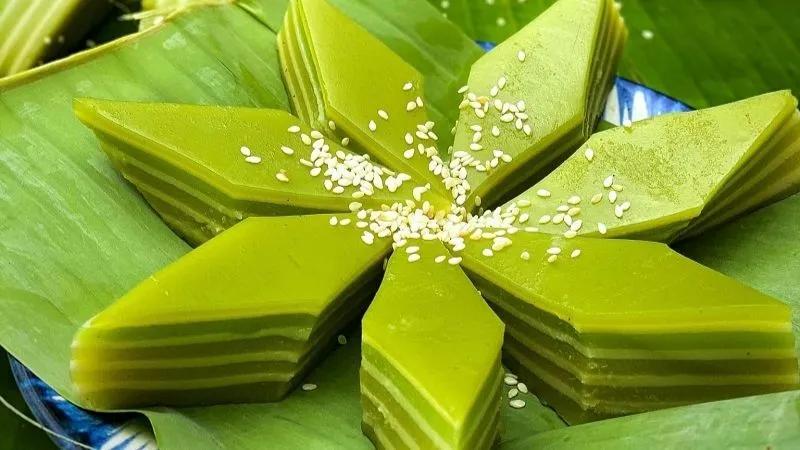 Khám phá công thức làm bánh da lợn đậu xanh lá dứa tại nhà, với hương vị ngọt ngào, béo bùi khó quên.