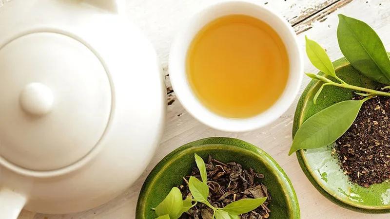 Khám phá 10 loại trà vừa giúp nâng cao sức khỏe vừa làm đẹp làn da sáng mịn