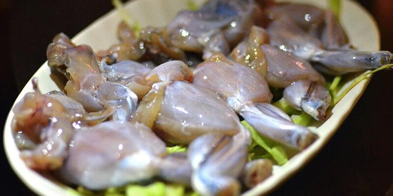 Cháo ếch kết hợp với loại rau nào vừa ngon lại vừa bổ dưỡng nhất? Có những loại rau nào cần tránh khi nấu cháo ếch?
