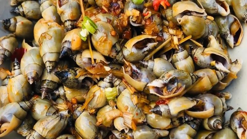 Khám phá cách chế biến ốc cà na xào sa tế chuẩn hương vị nhà hàng, đậm đà và vô cùng hấp dẫn.