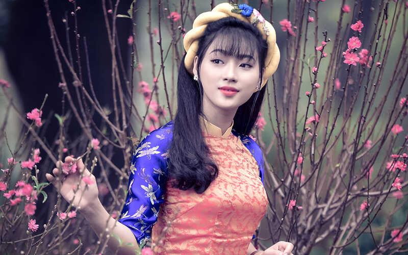 15 kiểu tóc duyên dáng, hoàn hảo để phối cùng áo dài, giúp các chị em tự tin tỏa sáng trong mùa Tết