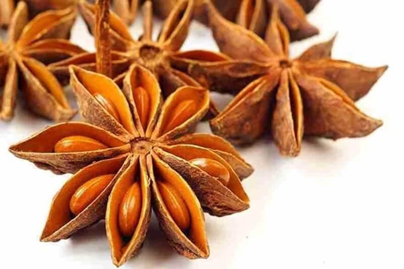 Hoa hồi là một loại gia vị độc đáo với những công dụng tuyệt vời, không chỉ mang lại hương vị đặc trưng cho món ăn mà còn có lợi ích cho sức khỏe. Hãy cùng khám phá những thông tin thú vị về hoa hồi và các cách sử dụng hiệu quả của nó.