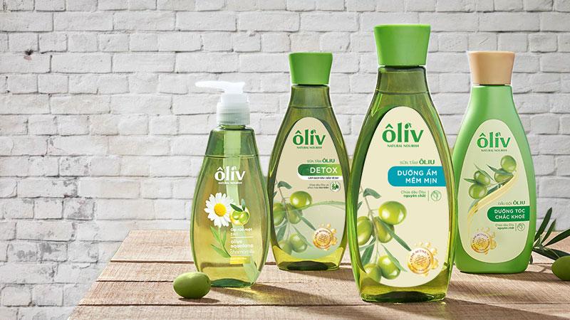 Tóc khỏe mạnh và đầy sức sống với dầu gội Ôliv, giúp mái tóc trở nên bồng bềnh và chắc khỏe hơn bao giờ hết.
