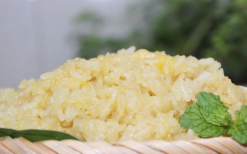 Khám phá cách làm xôi Xiêm sầu riêng thơm ngon, béo ngậy ngay tại nhà một cách đơn giản.