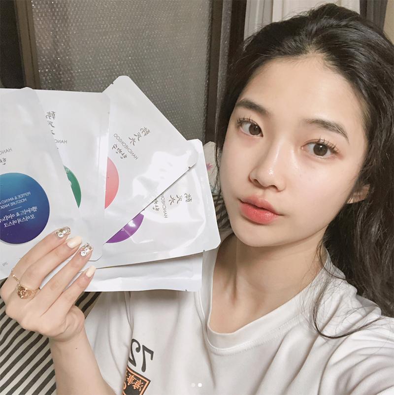 Không phải buổi tối, mà đây chính là thời điểm lý tưởng để đắp mặt nạ, giúp da bạn thăng hoa.