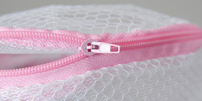 Có nên dùng túi giặt để bảo vệ quần áo yêu thích của bạn?