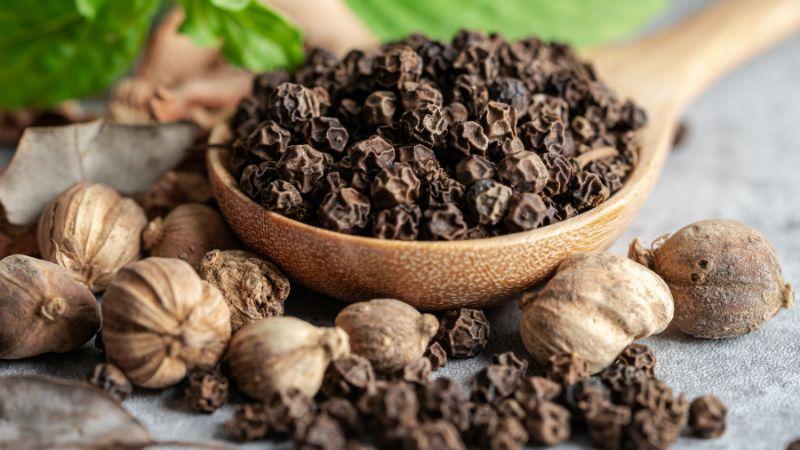 Giá tiêu ngày 19/02/2024: Tăng 500 đồng/kg, tạo dấu hiệu tích cực cho thị trường.