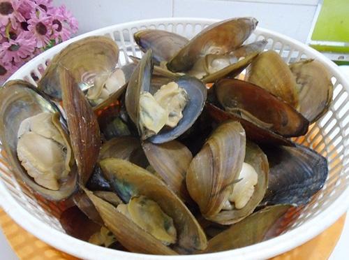 Khám phá cách nấu cháo trai - sự kết hợp thú vị giữa lạ và quen