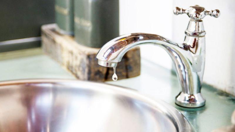 Hướng dẫn sửa vòi nước rò rỉ tại nhà một cách dễ dàng, không cần thợ