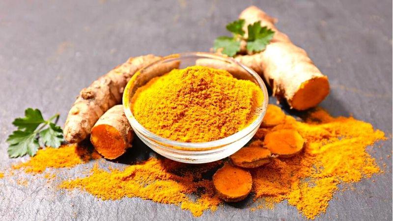 Hướng dẫn cách sử dụng tinh bột nghệ để chữa đau dạ dày, mang lại hiệu quả điều trị tốt nhất.